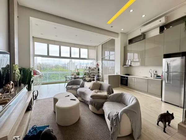 Loft duplex de 108m2, na região da Berrini / Faria Lima com living para 2 ambientes, 2 dormitórios sendo 1 suíte com closet, cozinha integrada e 2 vagas.