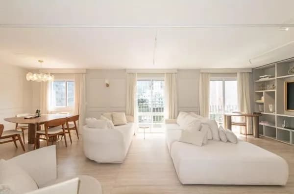 Apartamento reformado para locação no Itaim Bibi – 139 m², 2 suítes e escritório