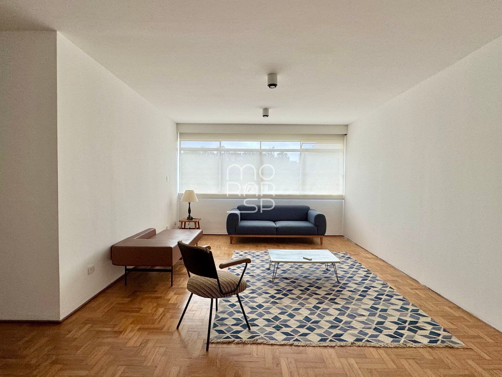 Apartamento com vista verde e ótima planta, a passos do Jardins