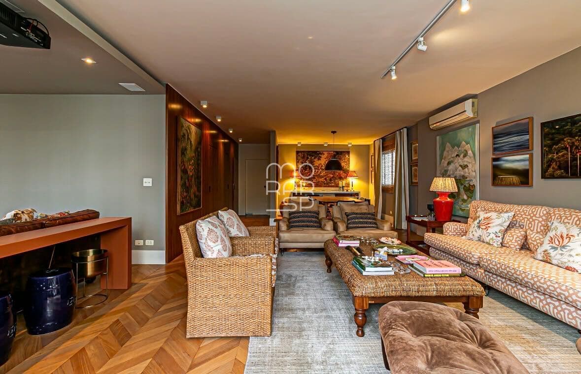 Apartamento Reformado no melhor da parte plana do Jardim America