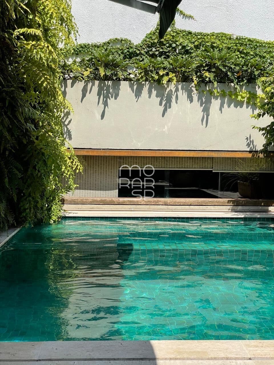 Cobertura triplex com piscina e varanda Gourmet localização incrível