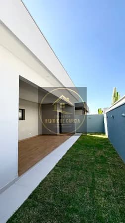 Casa em Jacareí - Jardim Jacinto