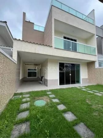 Casa à venda no bairro Vargem Pequena em Rio de Janeiro/RJ