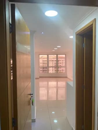 Sala Comercial para Venda em Campo Grande Rio de Janeiro-RJ