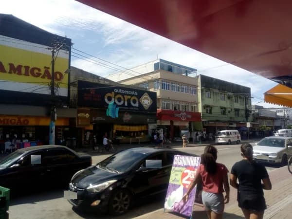 Loja Ponto Comercial para Aluguel em Centro Itaguaí-RJ