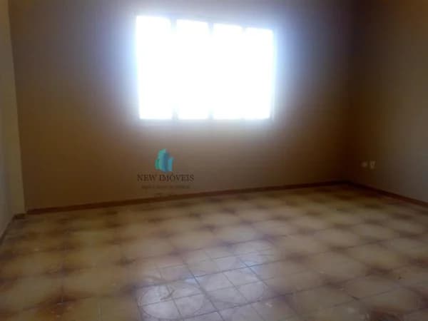 Sala Comercial para Aluguel em Campo Grande Rio de Janeiro-RJ
