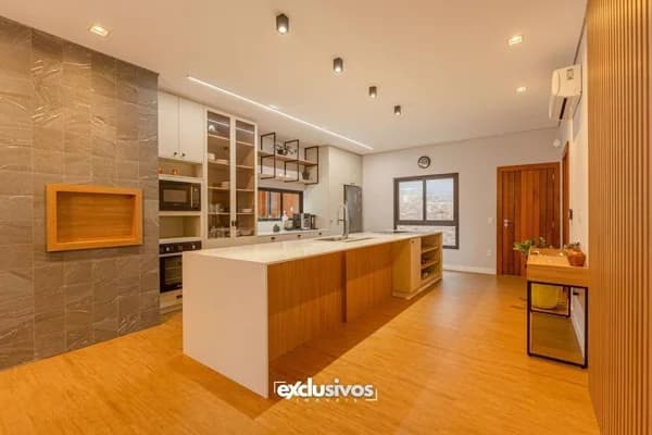 Casa à venda no bairro América em Joinville/SC