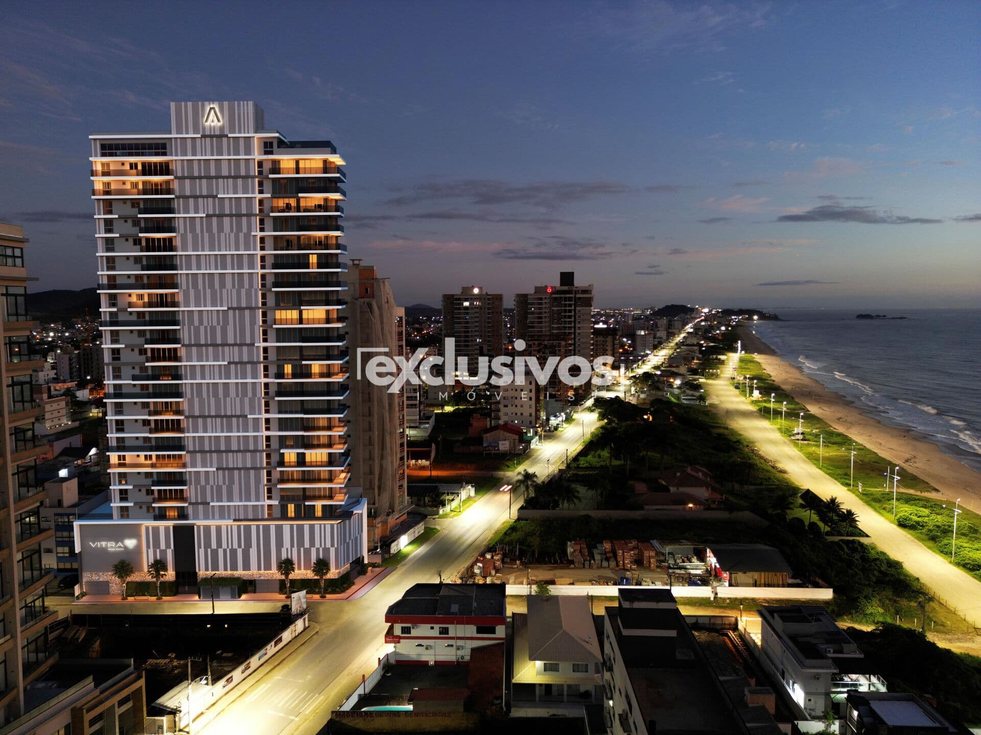 Apartamento Alto Padrão Frente Mar com 4 suítes e 2 vagas em Balneário Piçarras a partir de R$ 1.660.000,00*