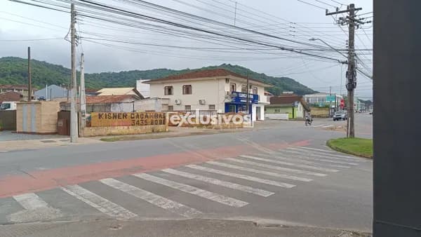 Terreno comercial à venda no bairro Aventureiro em Joinville por R$1.5000.000,00
