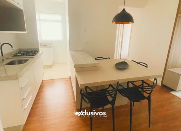 Apartamento mobiliado e decorado com 2 quartos à venda no Itaum, próximo ao Condor
