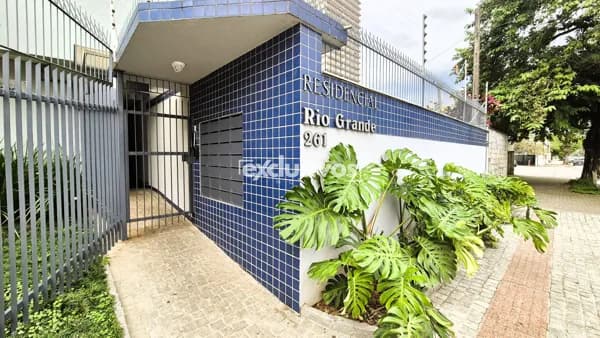 Apartamento c/ 102m² privativos, suíte + 02 dormitórios no bairro Atiradores em Joinville/SC