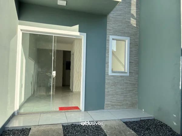 Sobrado Geminado a venda no bairro Floresta por R$ 350.000,00