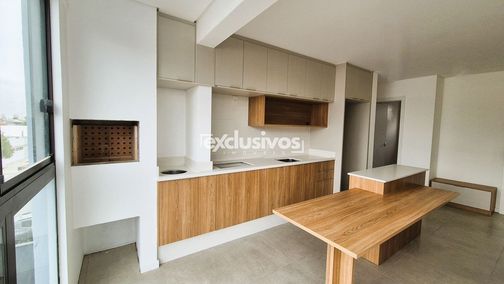 Apartamento c/ 1 suíte + 1 dormitório no Saguaçu, em Joinville/SC