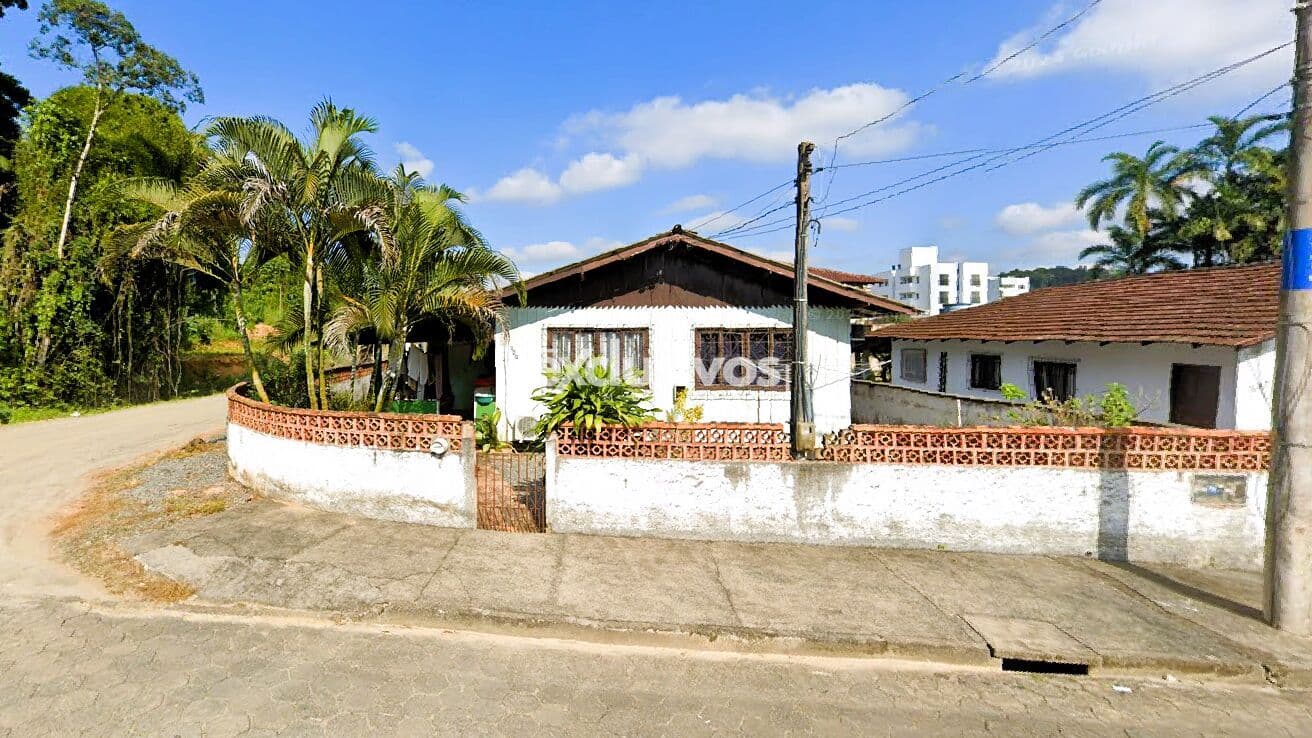Terreno Plano de Esquina à Venda no Bairro Nova Brasília – Joinville/SC