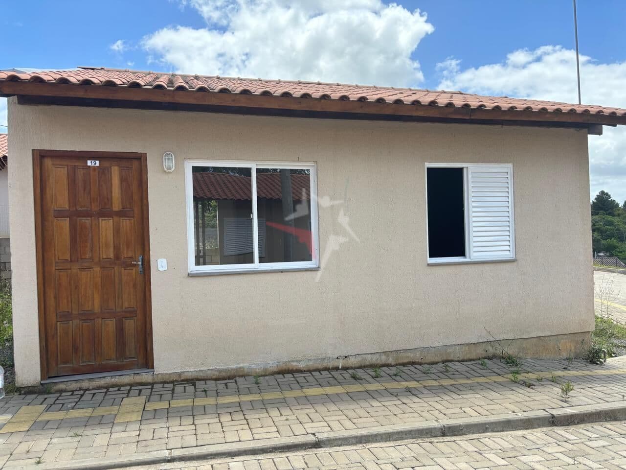 Casa de Condomínio em Viamão - Estalagem