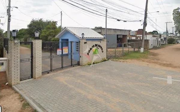 Casa de Condomínio em Viamão - Águas Claras