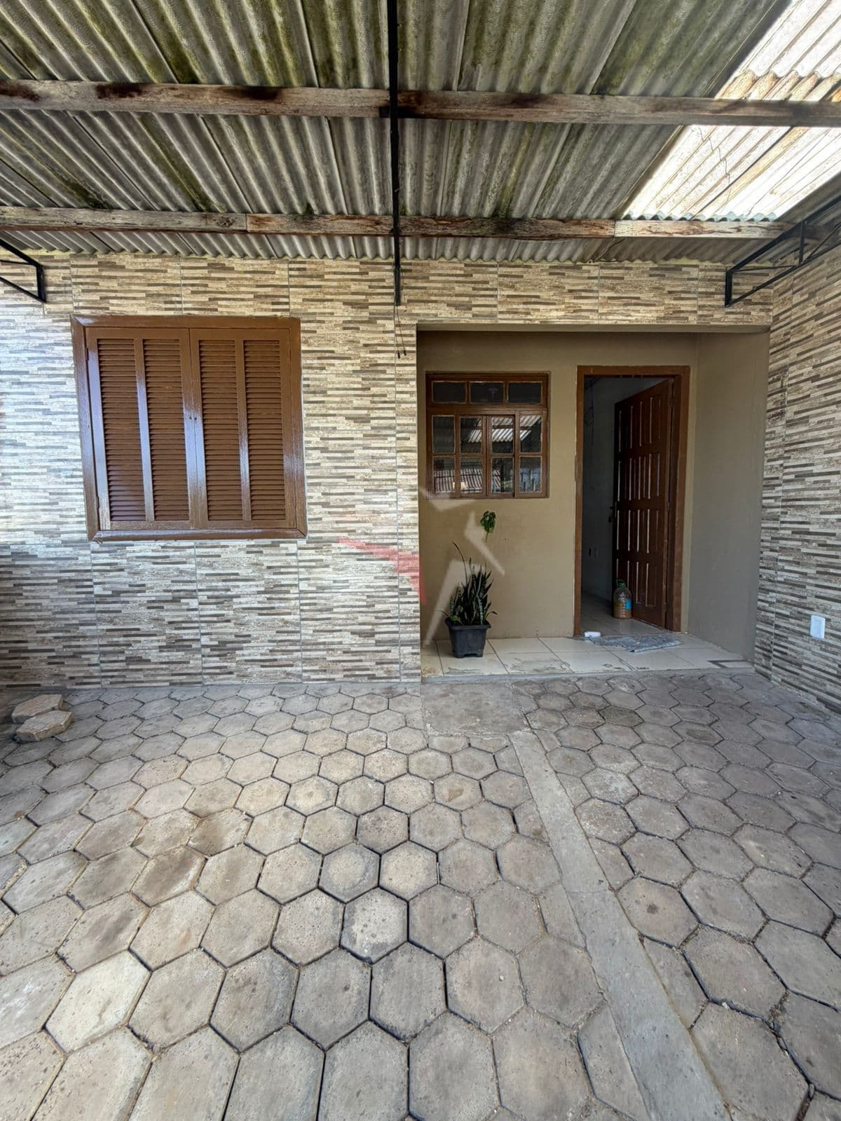 Casa padrão com 50m²