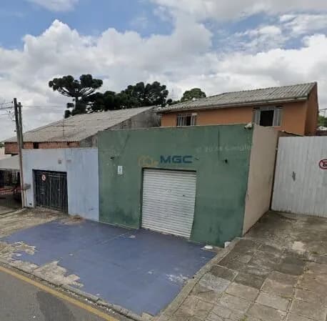 Sobrado amplo no bairro Fazendinha – Curitiba
