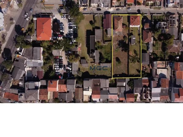 TERRENO ZR4 PROXIMO AO HOSPITAL DO TRABALHADOR NO BAIRRO NOVO MUNDO