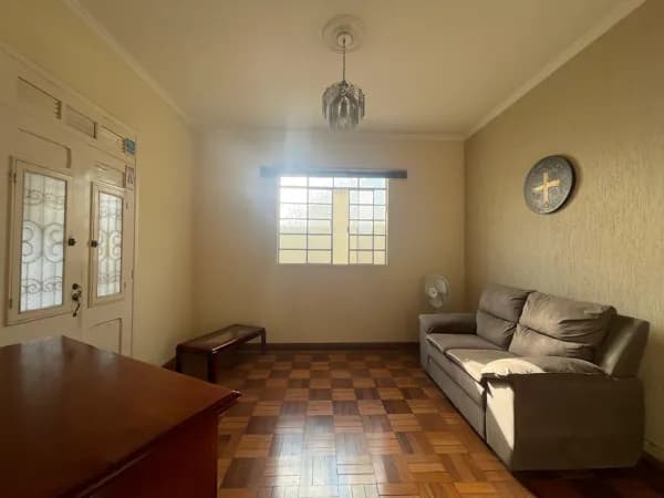 Casa em Araras - Centro