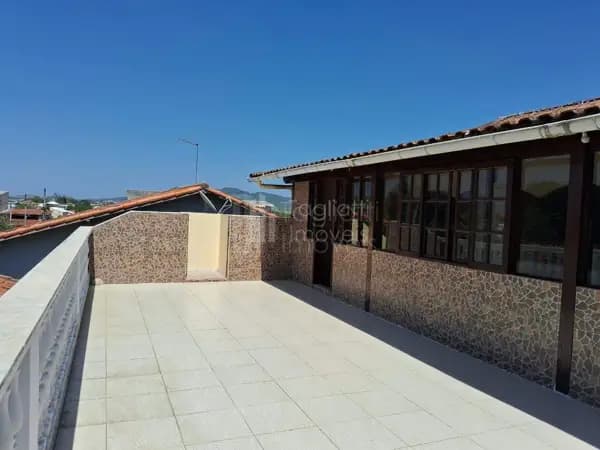Casa à venda no bairro Estação em São Pedro da Aldeia/RJ