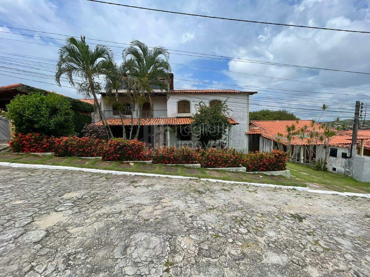 Casa em Cond. Chateau Colline - Iguabinha
