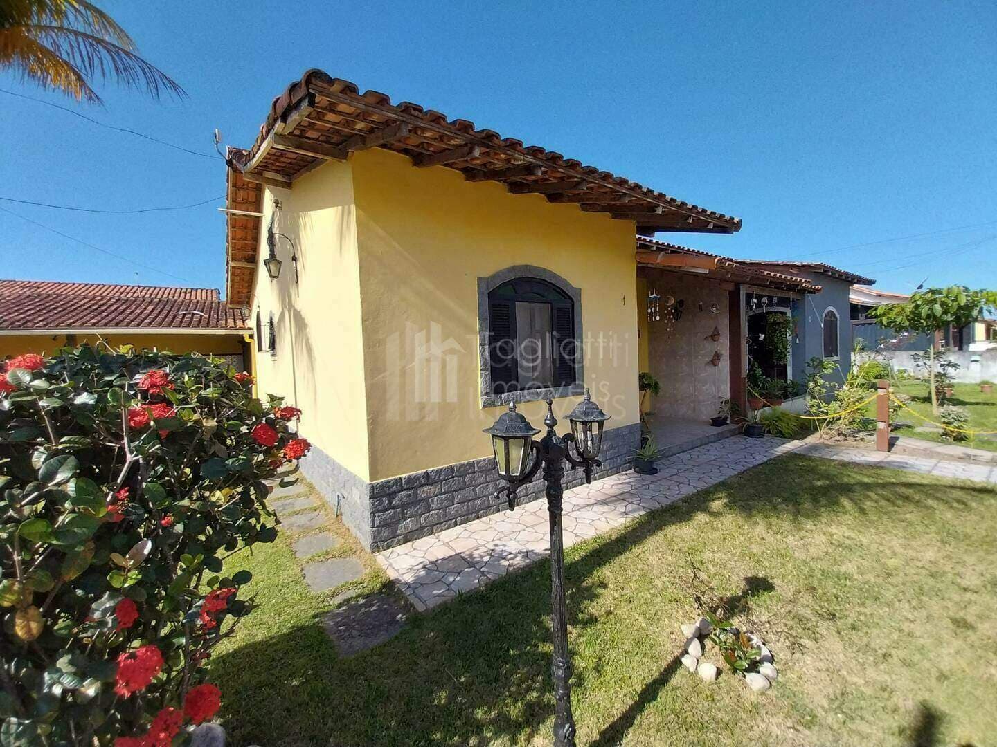 Casa à venda no bairro Novo Horizonte em Araruama/RJ