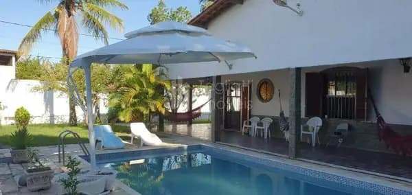 Casa à venda no bairro Parati em Araruama/RJ