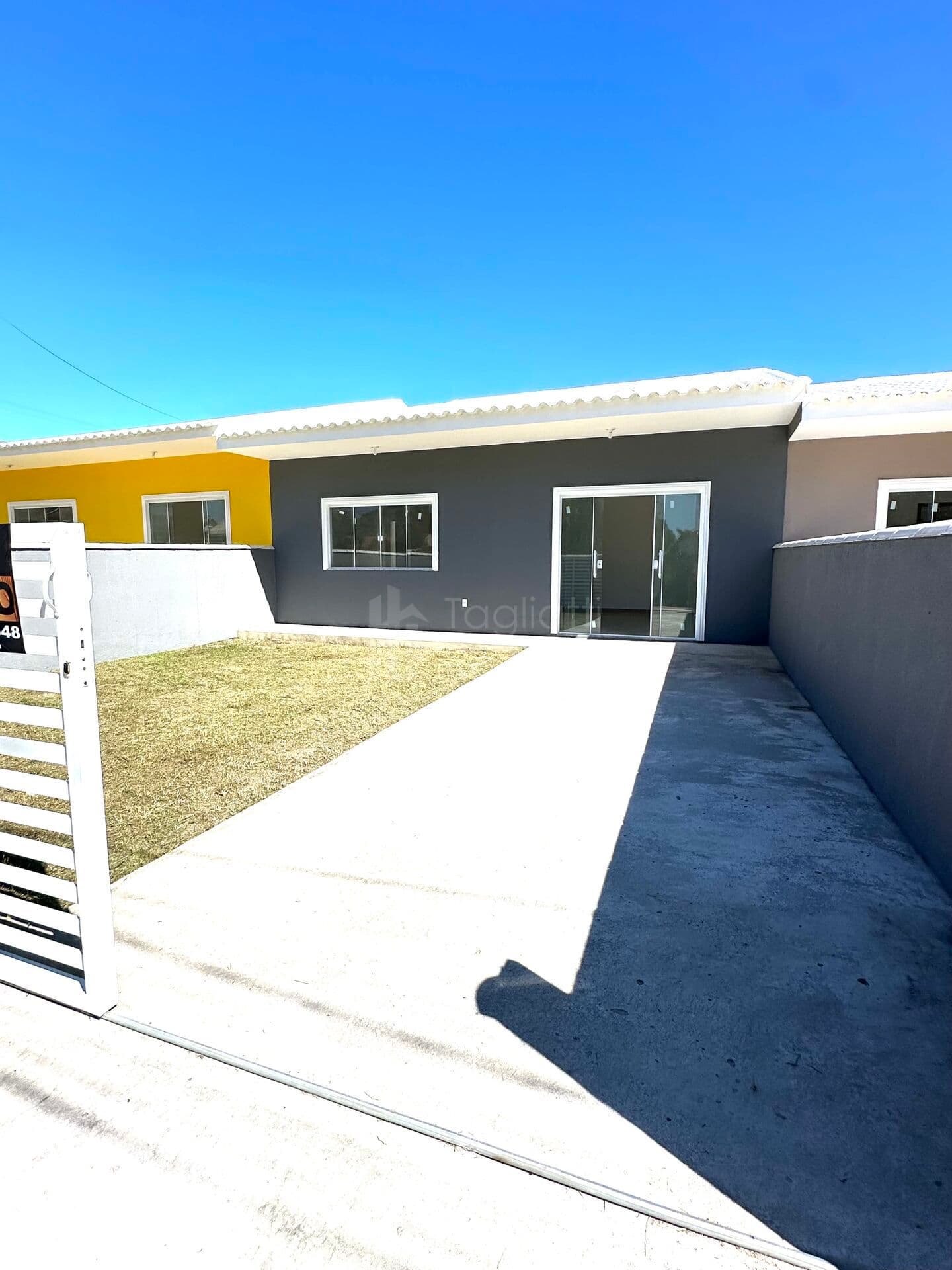 Casa Linear em Coqueiral, Araruama/RJ