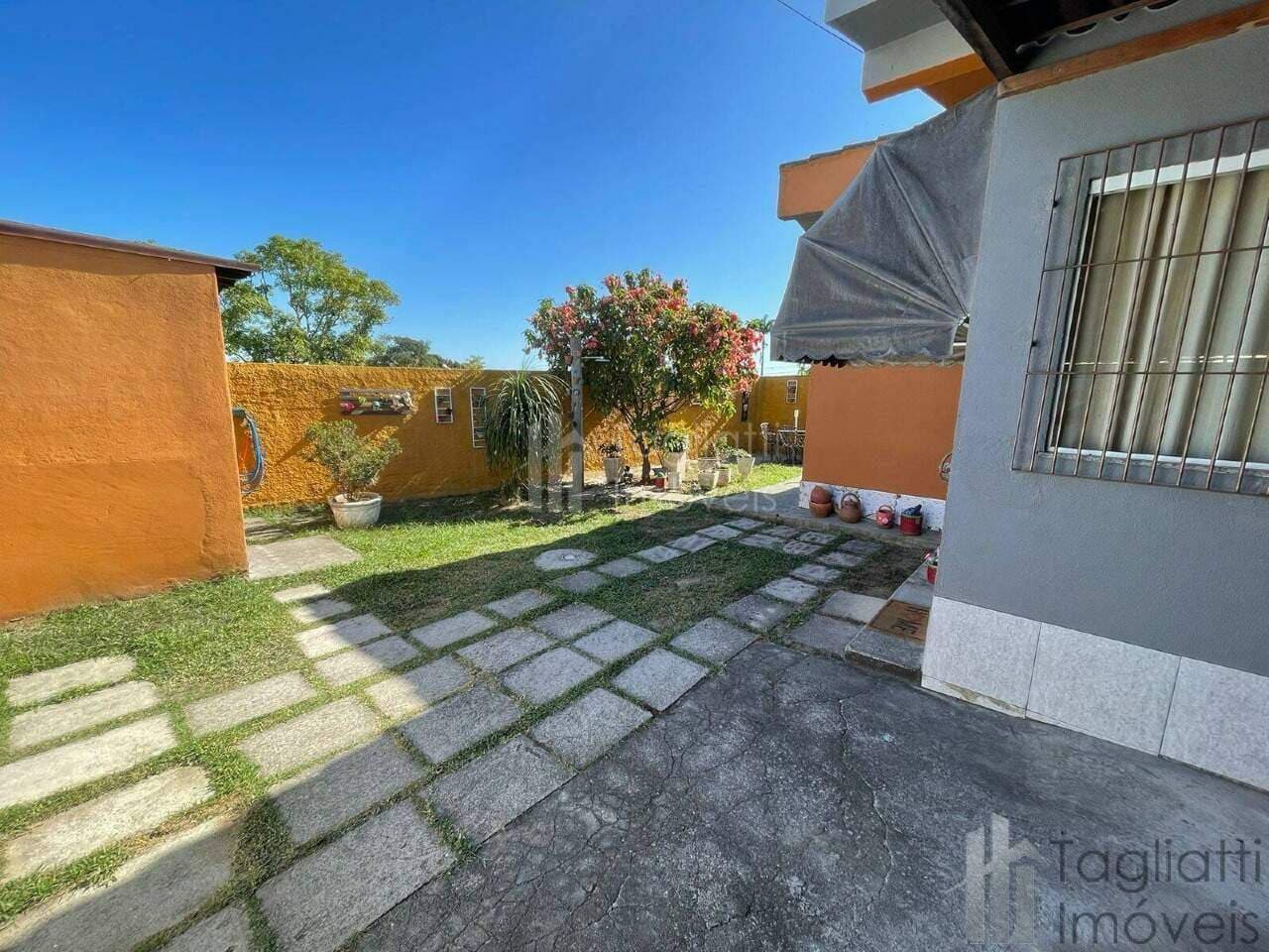 Casa à venda no bairro Fazendinha em Araruama/RJ