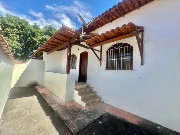 Mega Oportunidade na Vila Capri !