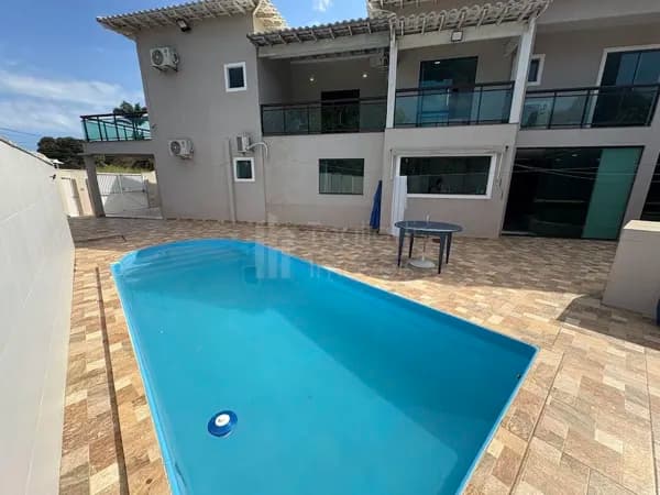 Lindíssima casa para venda - Vila Capri - Araruama