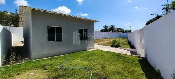 Casa à venda no bairro Viaduto em Araruama/RJ