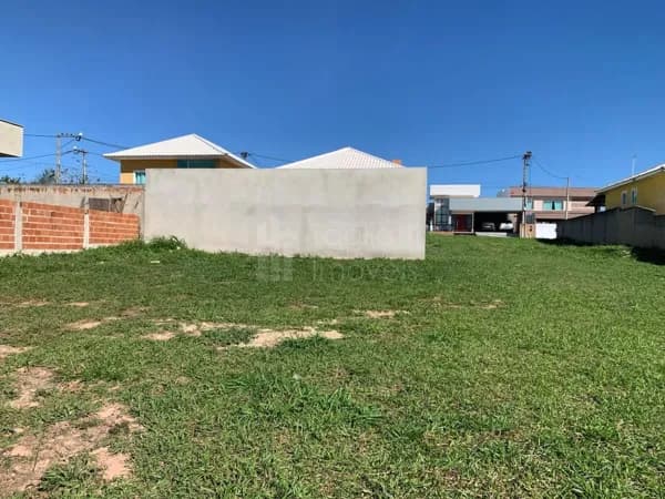 Terreno 360 m² com leve aclive – Pronto para Construir!