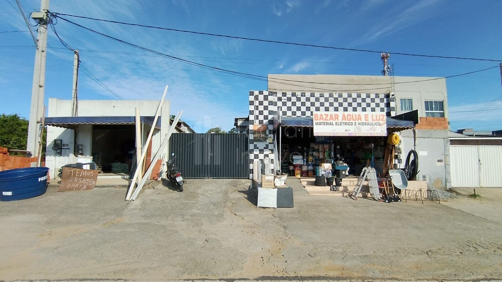 Loja Completa de Material de Construção Bairro Lagoinha - Araruama RJ — Porteira Fechada!