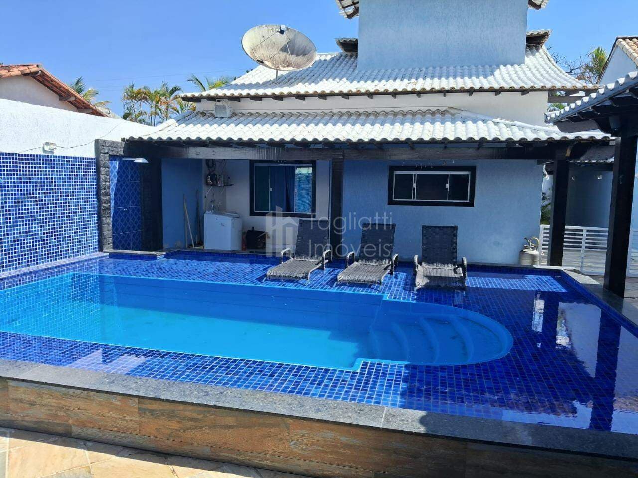 Casa à venda no bairro Pontinha em Araruama/RJ