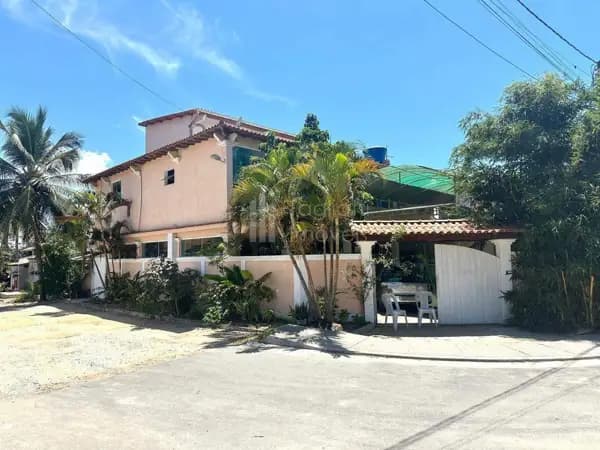 Ponto Comercial à venda no bairro Praça da Bandeira em Araruama/RJ