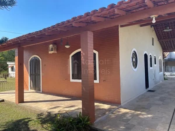 Casa com 3 Quartos em Saquarema