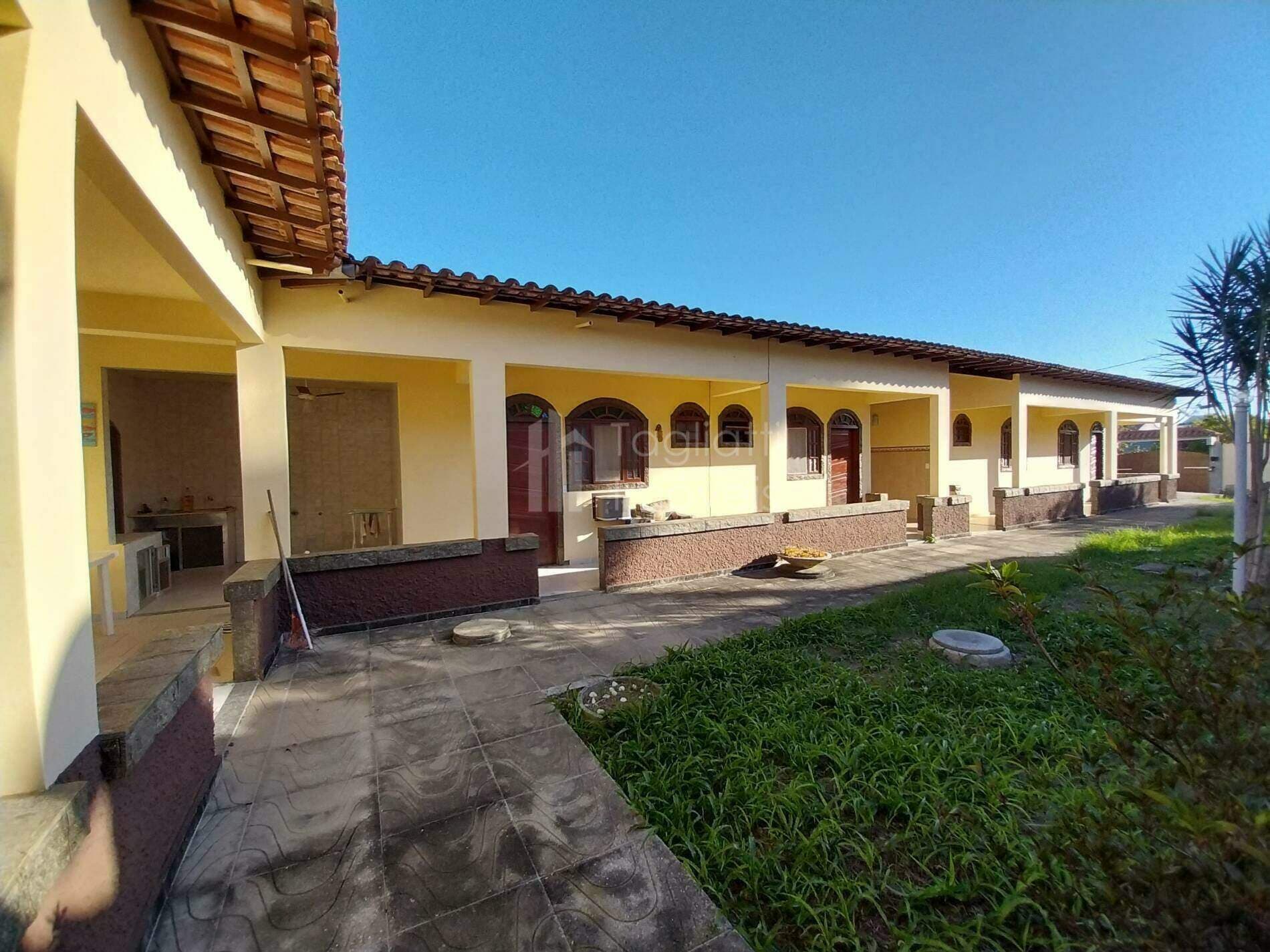 Casa à venda no bairro Fazendinha em Araruama/RJ