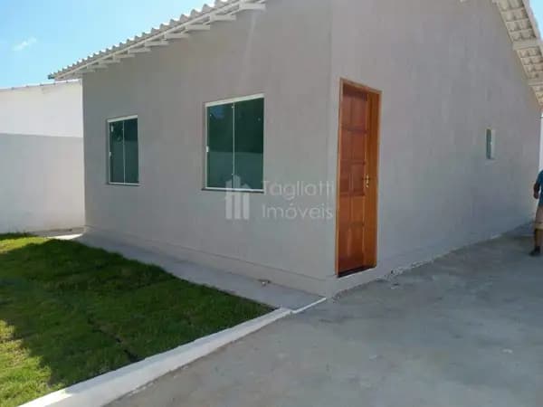 Casa à venda no bairro Viaduto em Araruama/RJ