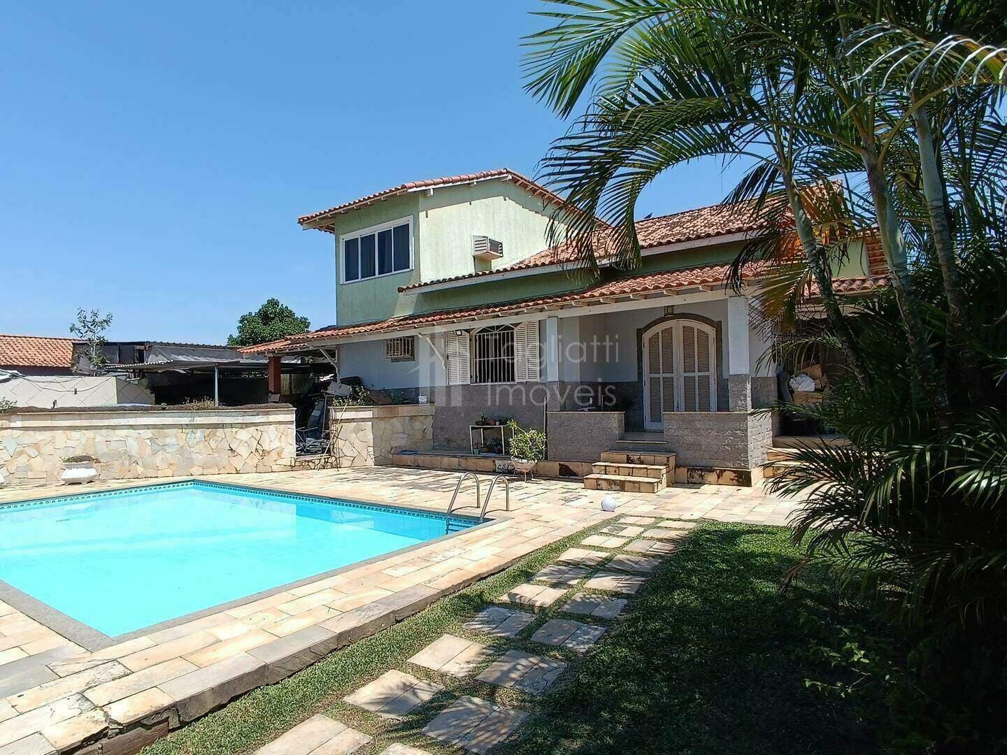 Casa à venda no bairro Boa Perna em Araruama/RJ