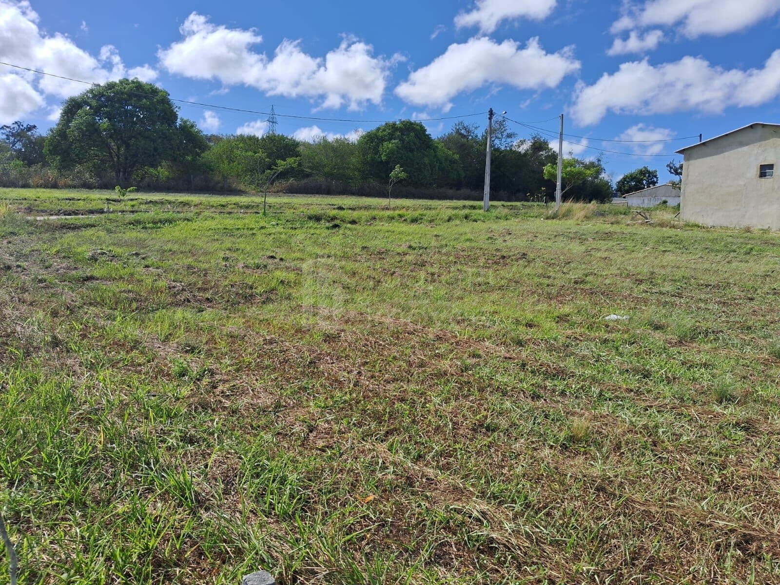 Lote/Terreno em Araruama - Itatiquara