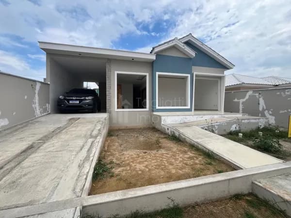 Casa em Cond. Collynas Park - Araruama