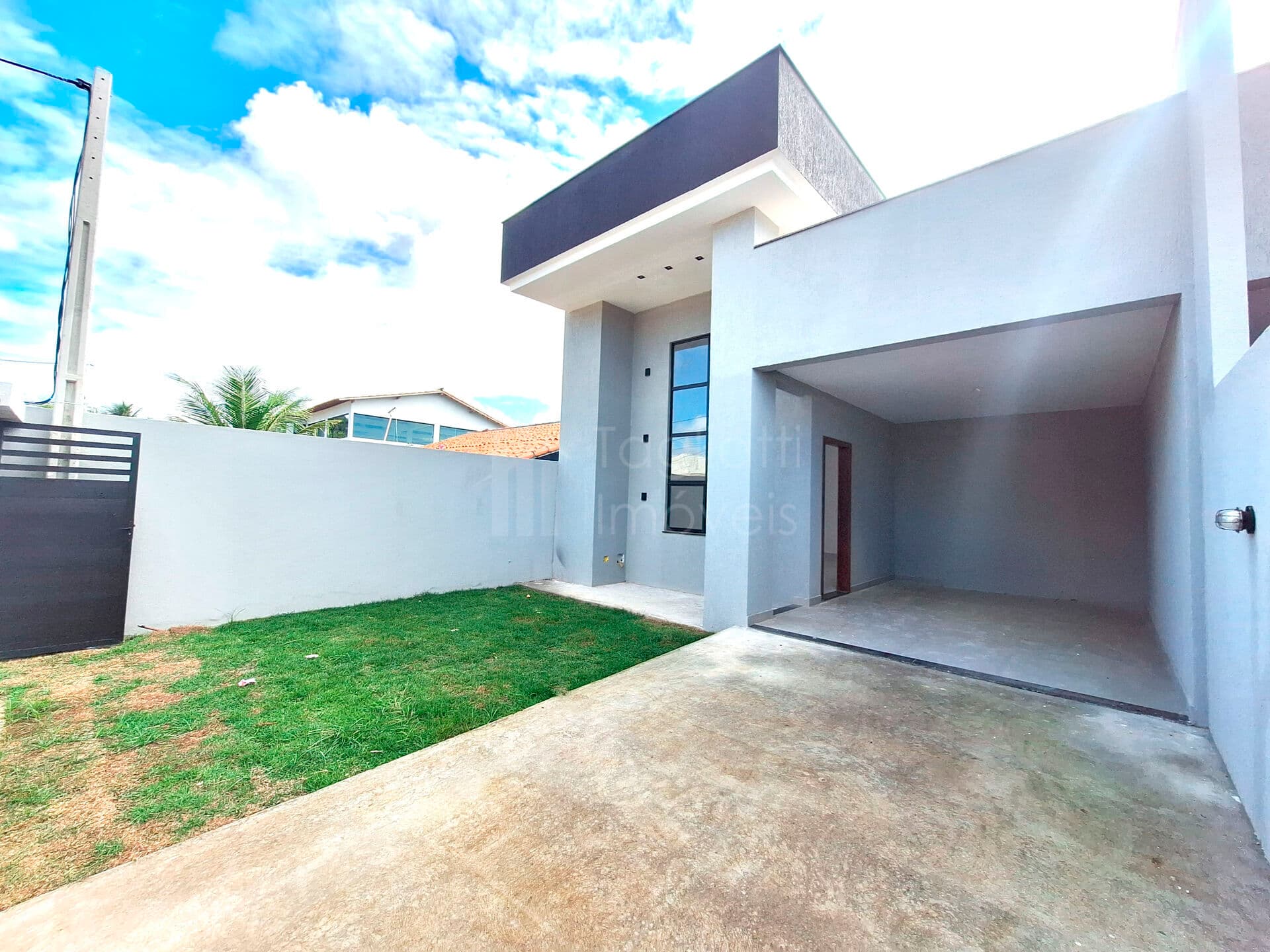 Casa NOVA com 3 Quartos (1 suíte) no bairro Coqueiral