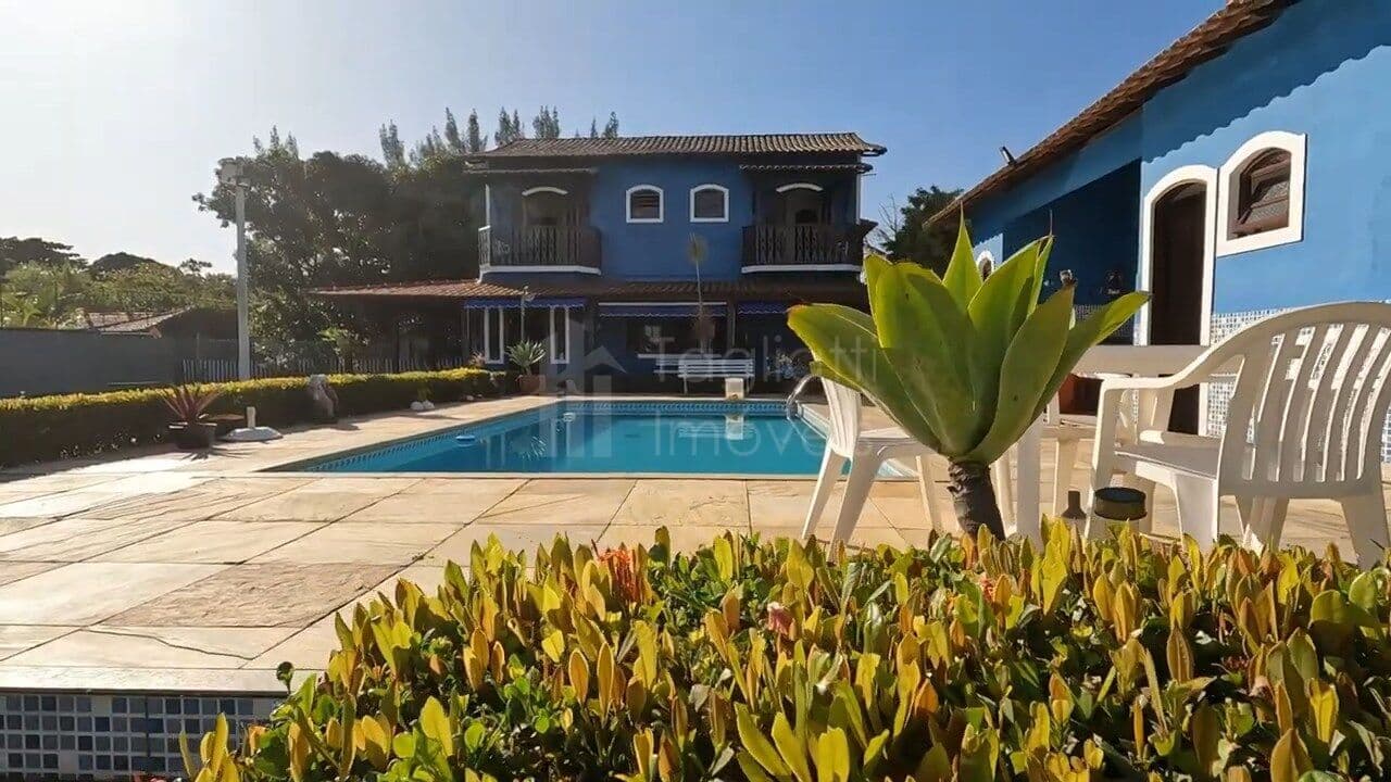Casa pé na areia, localizada na Praia do Gavião, com uma vista surpreendente! - Araruama
