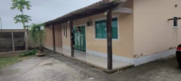 Casa em Cond. Collynas Park - Araruama