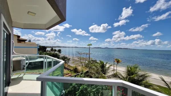 Uma das casas mais encantadoras da Pontinha, na Praia dos Amores