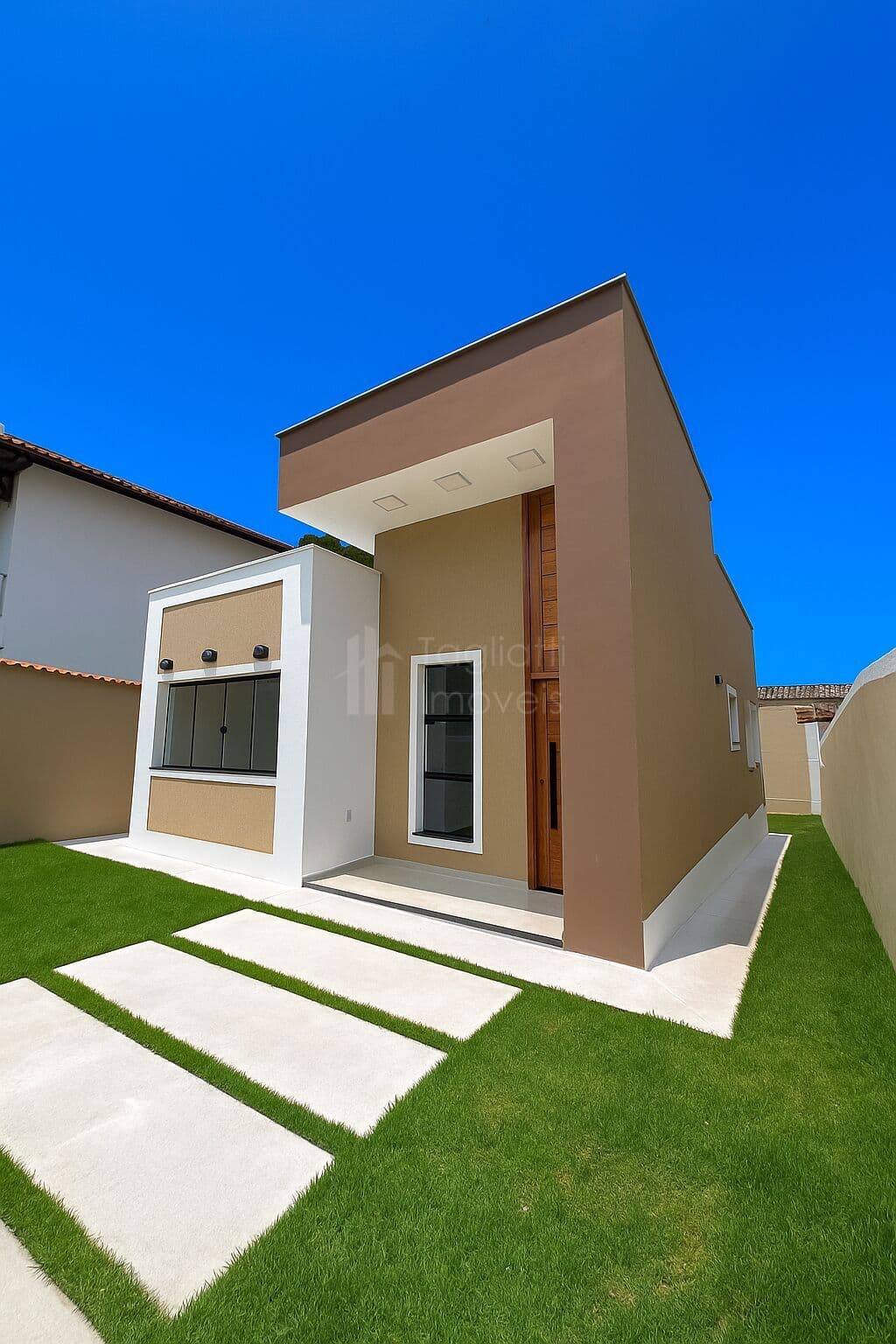 Casa Alto Padrão em Pontinha, Araruama/RJ