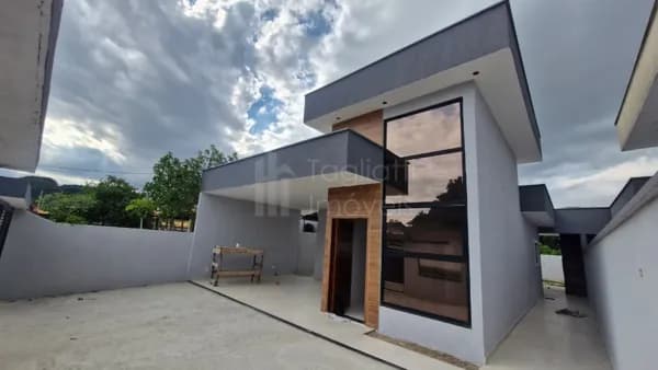 Excelente Casa Nova, Moderna e Linear no Melhor Bairro de Araruama!