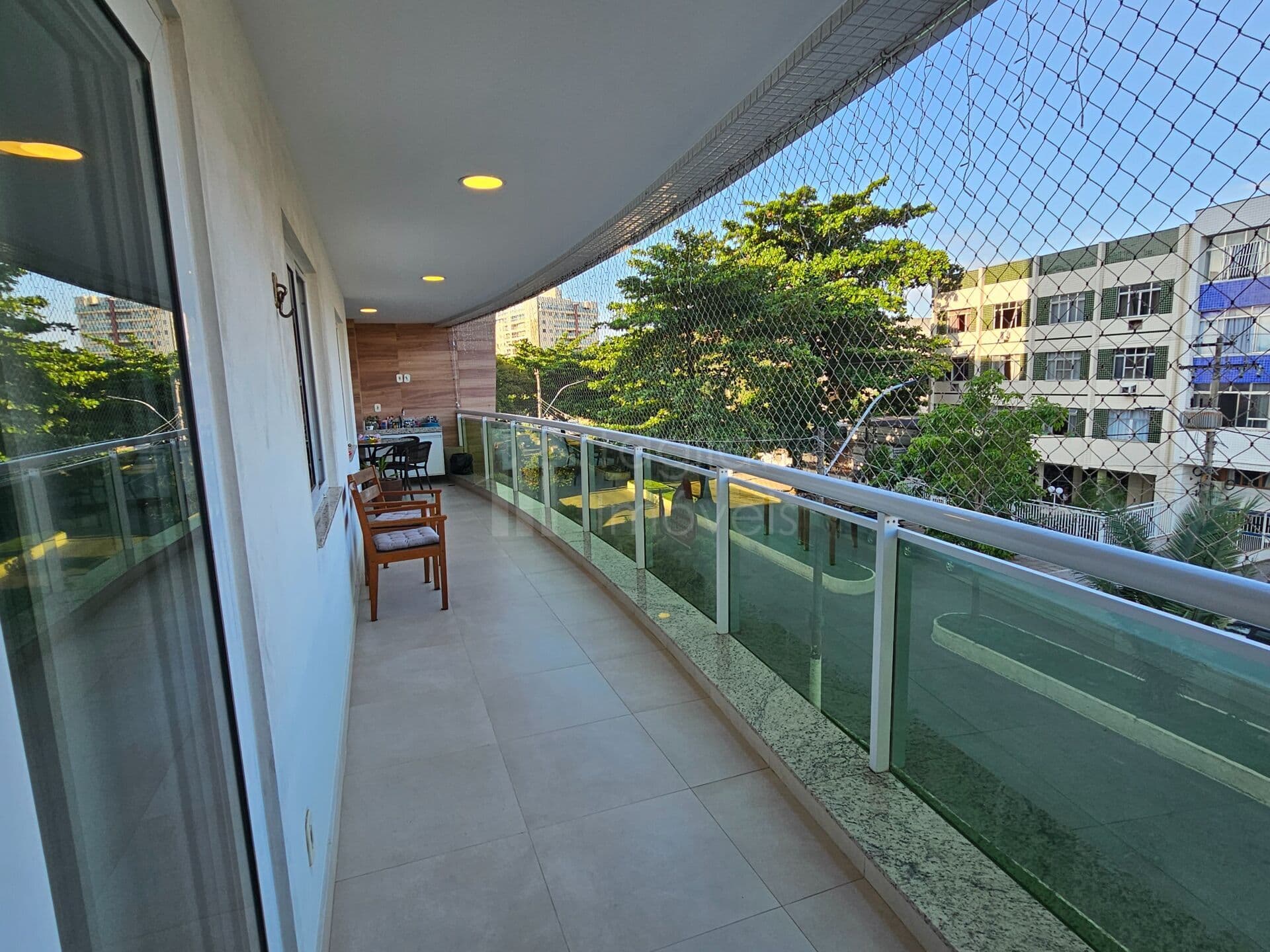 Apartamento de alto padrão no centro de Araruama.
